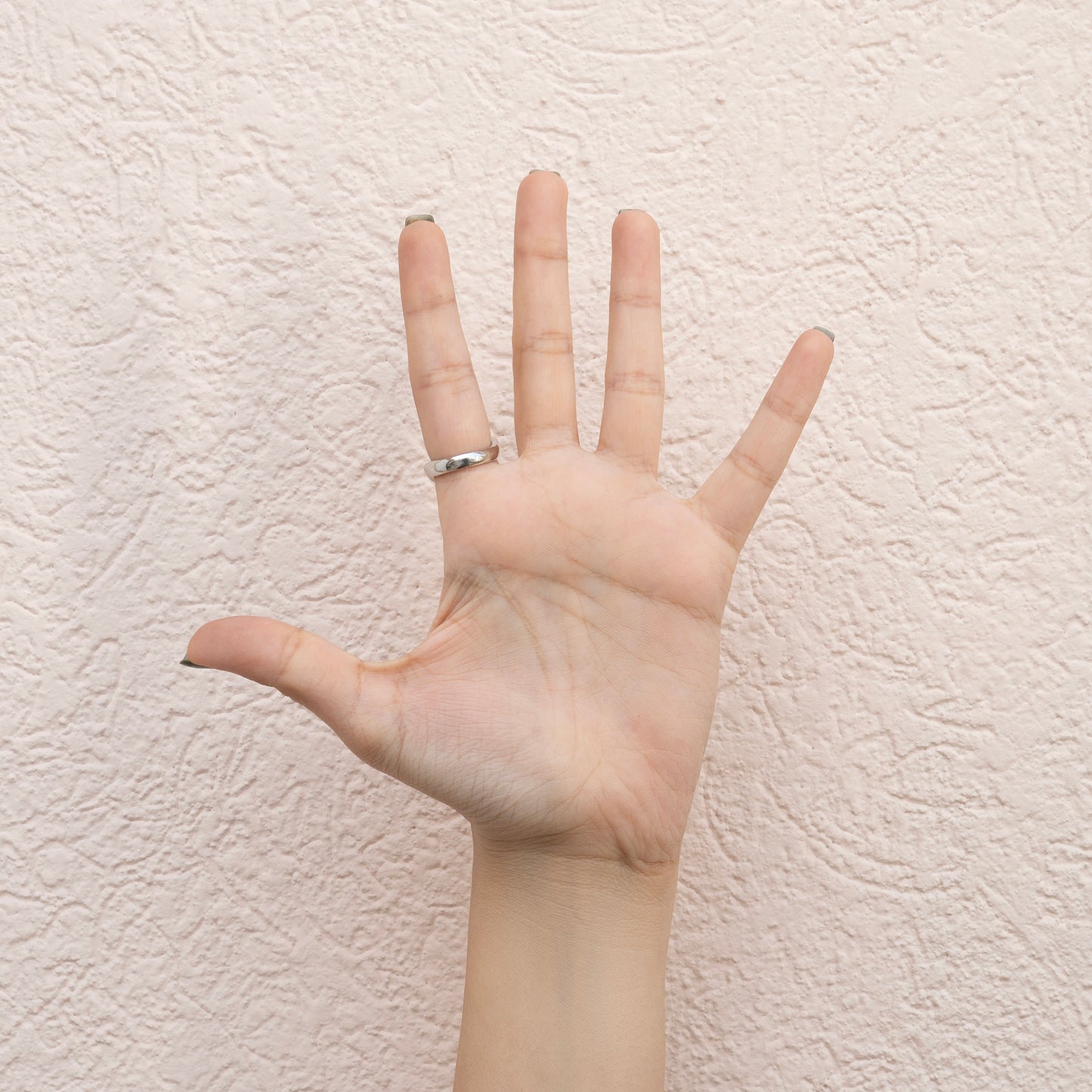 Hug Adjustable Ring