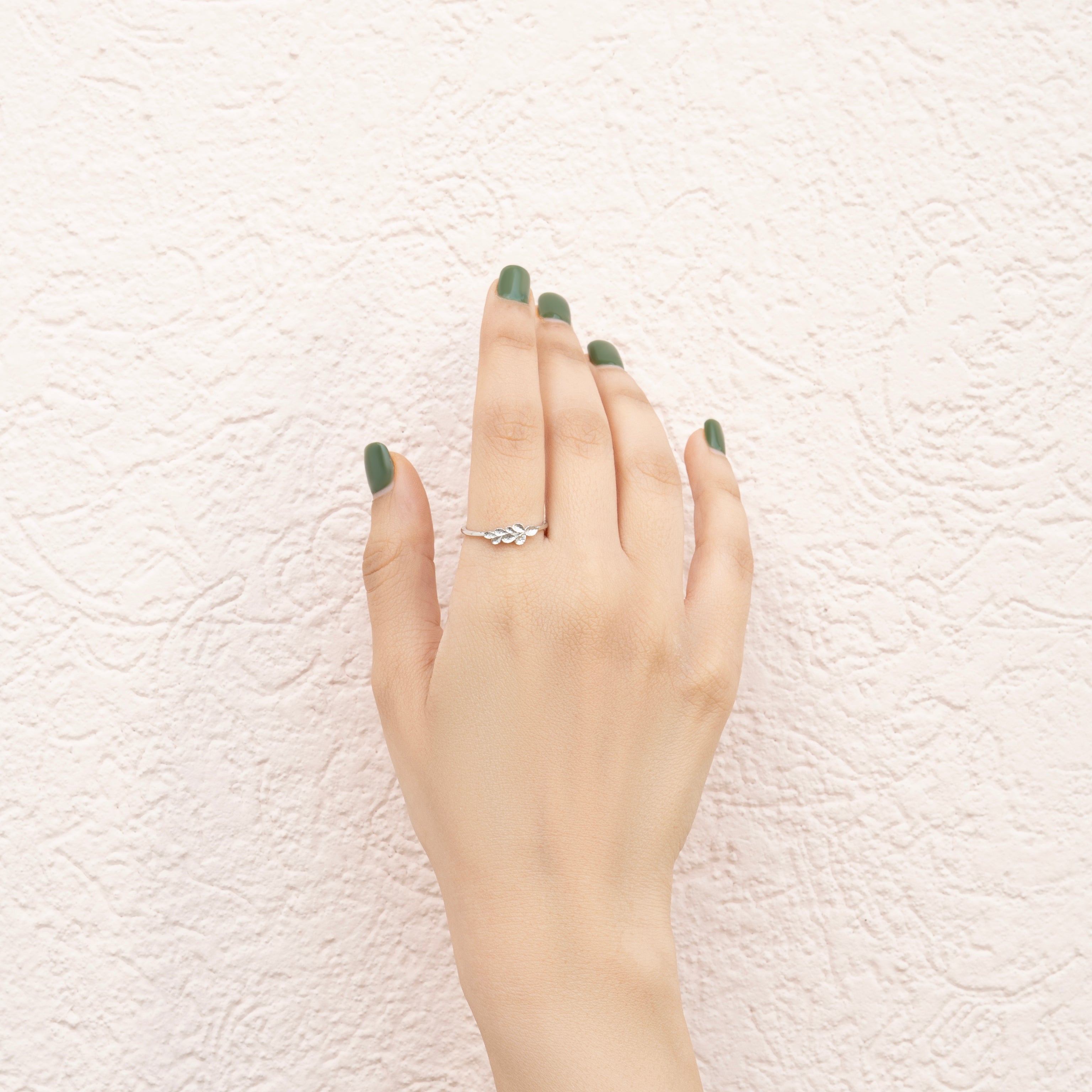 Leaf Vine Adjustable Ring